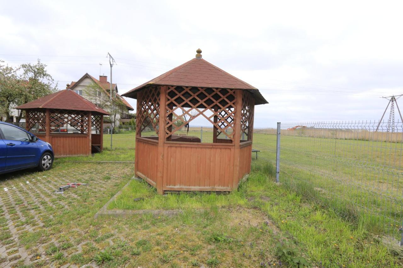 Lazurowa Apartment Криница Морска Екстериор снимка